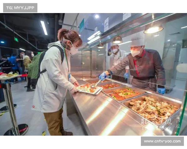 冬奥村文化交换活动纷呈，运动员体验意大利传统美食制作